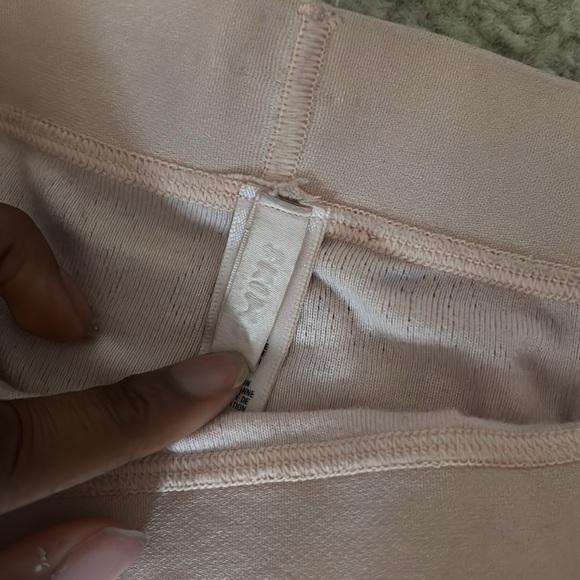 DISCONTINUED SKIMS LEGGINGS PINK - Picture 5 of 6